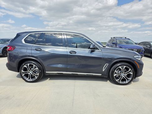 Used 2022 BMW X5 sDrive40i w/ Premium Package RWD image 5
