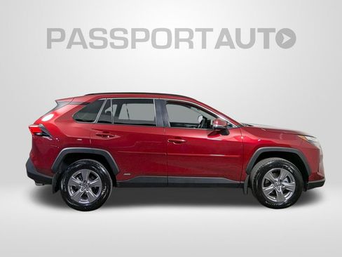 Certified 2025 Toyota RAV4 XLE image 9