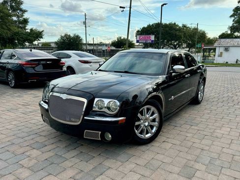 Used 2006 Chrysler 300 C image 9