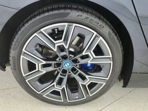 Used 2025 BMW i5 xDrive40 w/ M Sport Package image 62