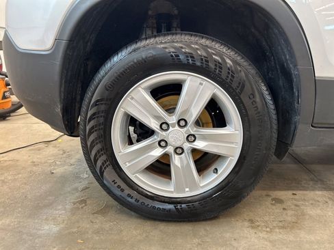 Used 2016 Chevrolet Trax LT AWD/4WD image 23