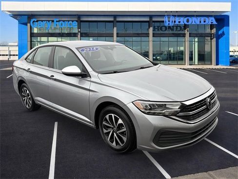 Used 2024 Volkswagen Jetta S image 1