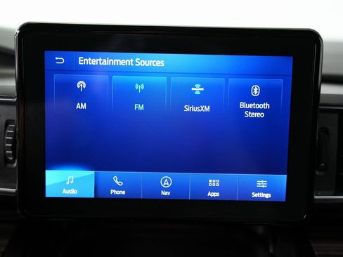 Used 2020 Ford Explorer Limited image 21