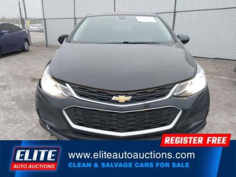Used 2017 Chevrolet Cruze LT w/ Convenience Package FWD image 24
