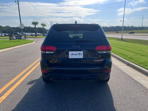 Certified 2021 Jeep Grand Cherokee Trailhawk w/ Trailhawk Luxury Group AWD/4WD image 7