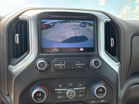 Used 2021 Chevrolet Silverado 1500 LT RWD image 9