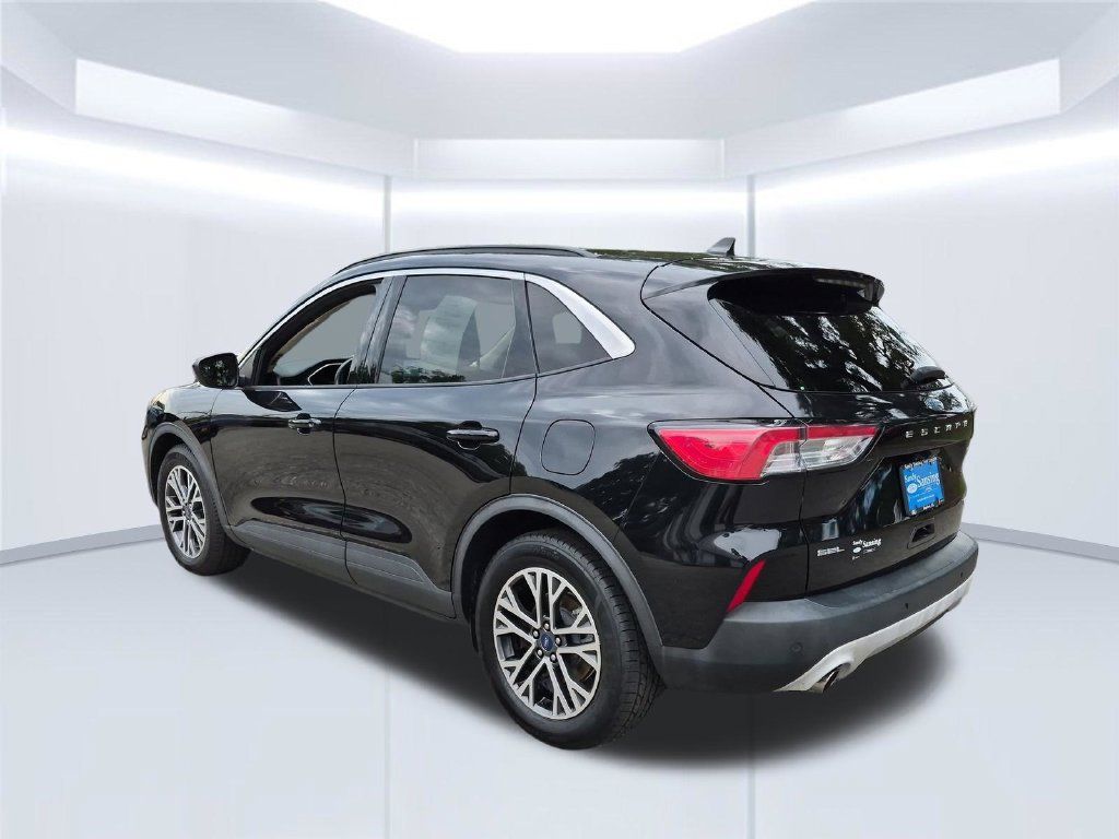 Used 2020 Ford Escape SEL FWD image 3