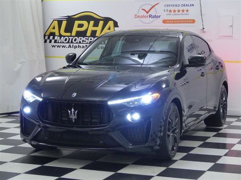 Used 2020 Maserati Levante GTS image 5