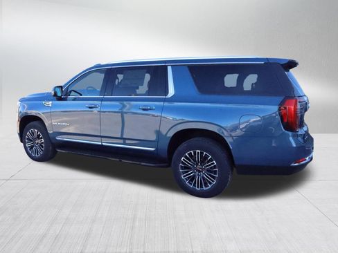 New 2026 GMC Yukon XL Elevation w/ Elevation Premium Package AWD/4WD image 3