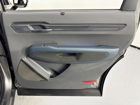 Used 2024 Kia EV9 GT-Line image 51