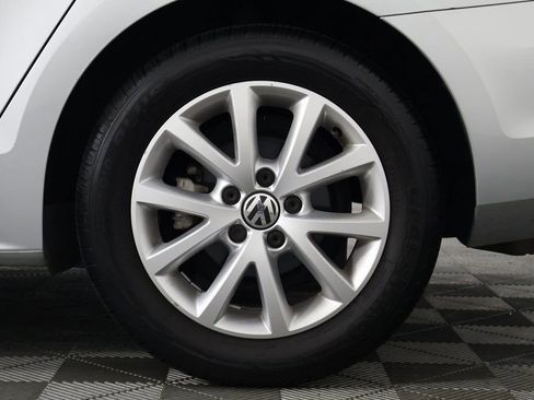 Used 2015 Volkswagen Jetta SE image 16