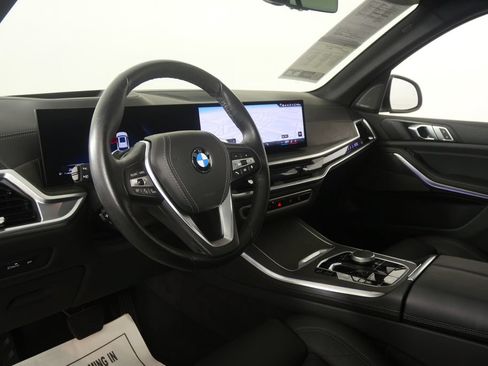 Certified 2026 BMW X5 sDrive40i w/ Climate Comfort Package RWD image 12