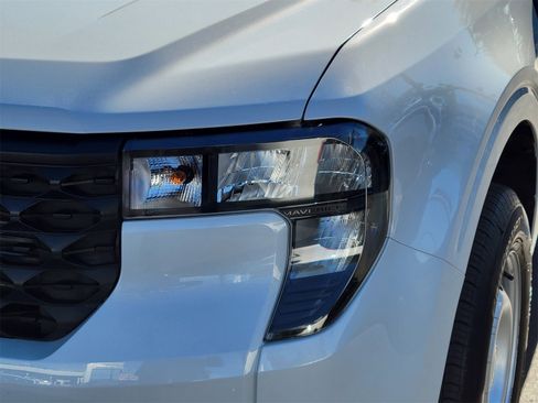 Used 2025 Ford Maverick XL w/ Equipment Group 102A image 21