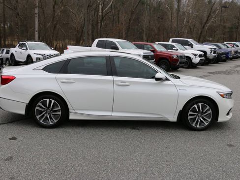 Used 2021 Honda Accord EX-L image 9