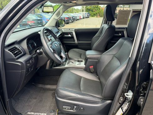 Used 2019 Toyota 4Runner Limited AWD/4WD image 15