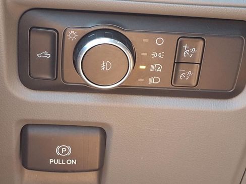 Used 2022 Ford F150 XLT image 27