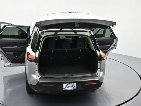 Certified 2024 Nissan Pathfinder SV image 46