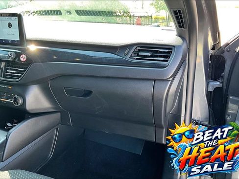 Used 2025 Ford Escape ST-Line FWD image 18