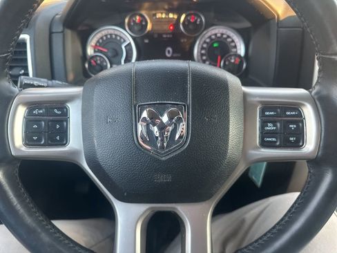 Used 2017 RAM 1500 Laramie image 24