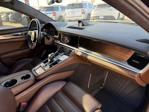 Used 2017 Porsche Panamera Turbo image 17
