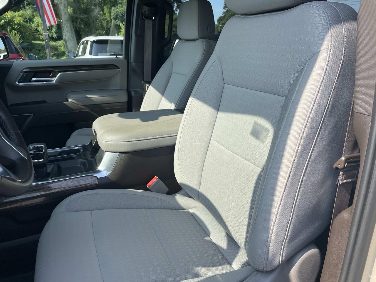 Used 2023 Chevrolet Silverado 1500 LT Trail Boss w/ Protection Package AWD/4WD image 16
