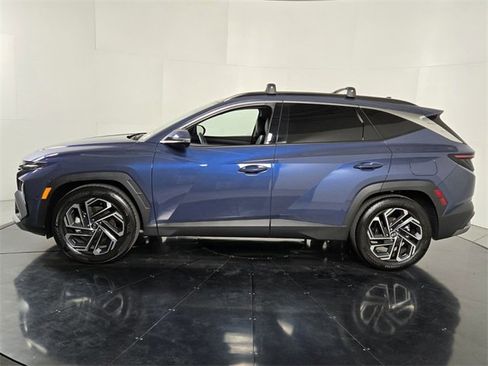 Used 2025 Hyundai Tucson Limited image 3