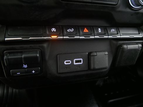 Used 2021 GMC Sierra 1500 4x4 Double Cab w/ Sierra Value Package image 30