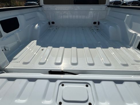 New 2026 Jeep Gladiator Sport AWD/4WD image 22