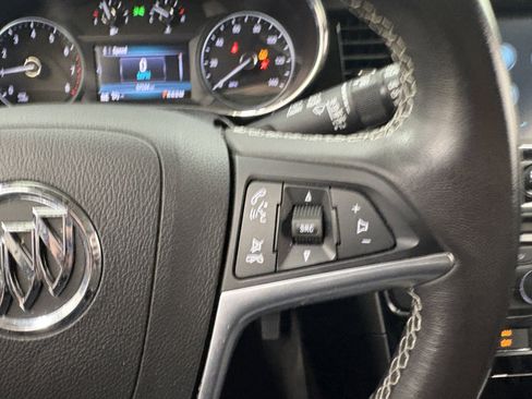 Used 2021 Buick Encore Preferred image 28