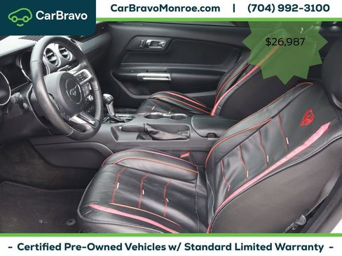 Used 2017 Ford Mustang GT w/ Black Accent Package RWD image 10