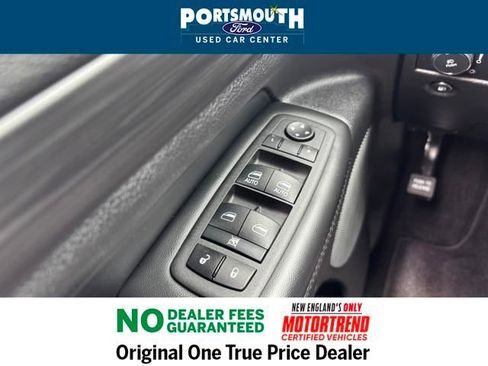 Used 2022 Jeep Grand Cherokee Laredo E image 17