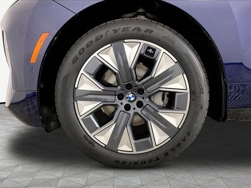New 2026 BMW iX xDrive45 AWD/4WD image 15