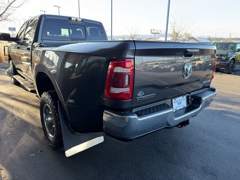 Used 2021 RAM 3500 Big Horn w/ Level 2 Equipment Group image 14