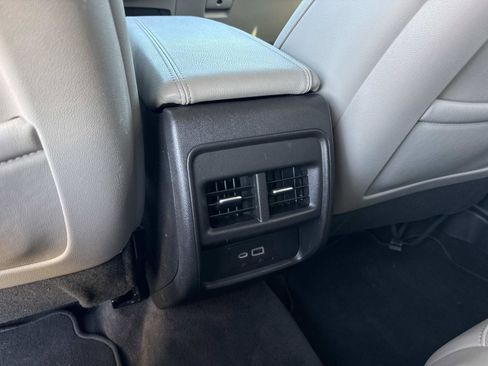 Used 2022 Cadillac XT4 Premium Luxury w/ Safety Alert Package image 18