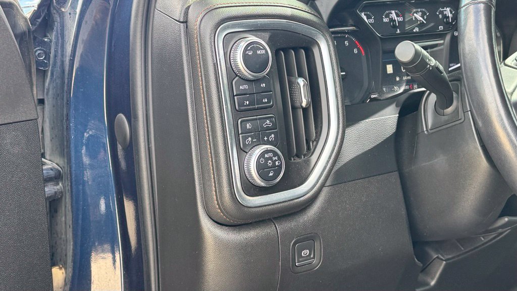 Used 2022 GMC Sierra 2500 AT4 w/ AT4 Preferred Package AWD/4WD image 23