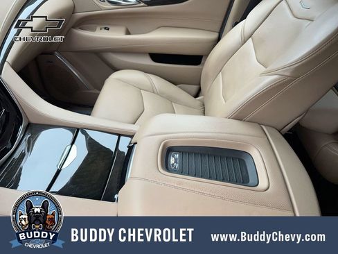 Used 2020 Cadillac Escalade ESV Platinum AWD/4WD image 24