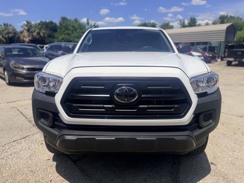 Used 2019 Toyota Tacoma SR RWD image 3