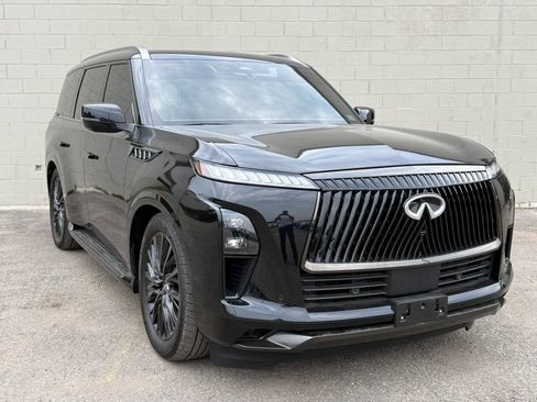 Used 2025 INFINITI QX80 Autograph AWD/4WD image 11