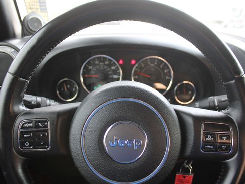 Used 2011 Jeep Wrangler Sport image 21