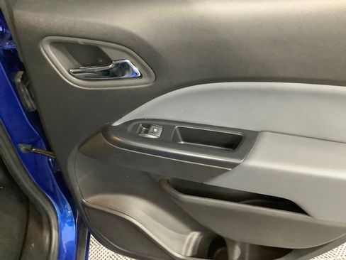 Used 2019 Chevrolet Colorado Z71 AWD/4WD image 34