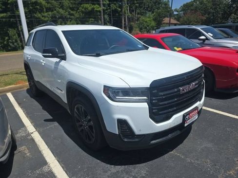Used 2023 GMC Acadia SLE w/ Driver Convenience Package FWD image 3