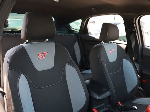 Used 2016 Ford Focus ST FWD image 19