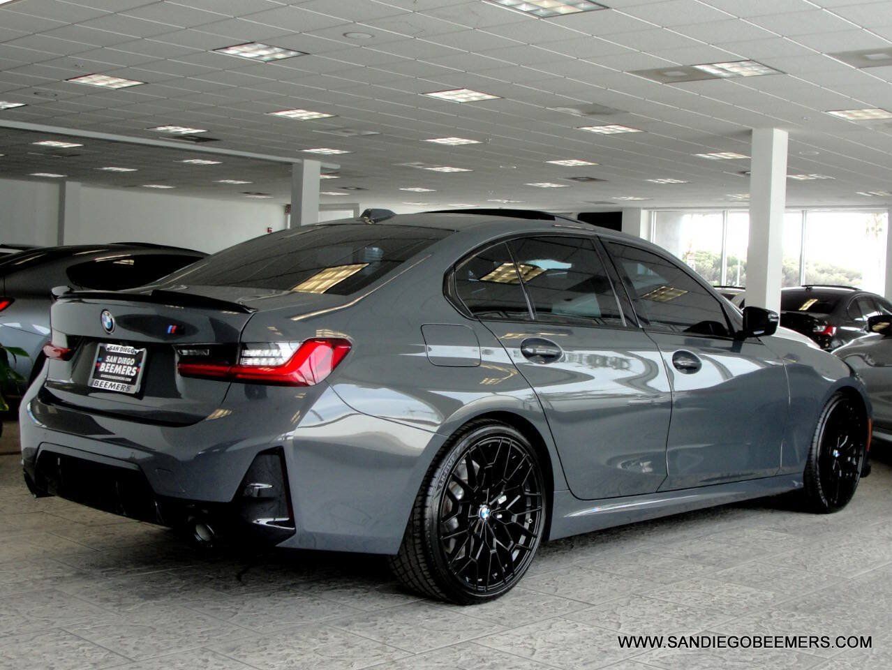 Used 2024 BMW 330i Sedan w/ M Sport Package RWD image 24