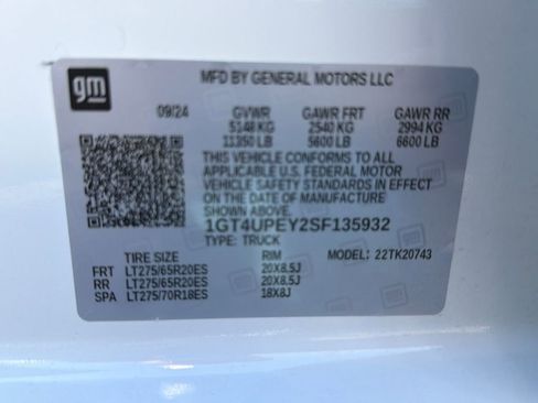 Certified 2025 GMC Sierra 2500 AT4 w/ AT4 Premium Plus Package AWD/4WD image 39