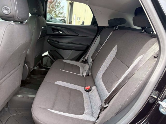 Used 2023 Chevrolet TrailBlazer LT w/ Convenience Package AWD/4WD image 13