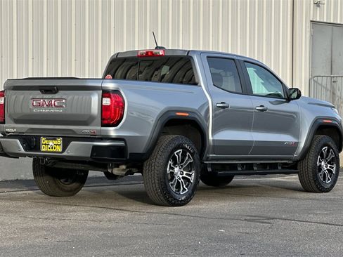 Used 2025 GMC Canyon AT4 image 5