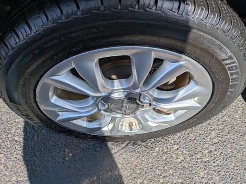 Used 2016 FIAT 500X Lounge image 9