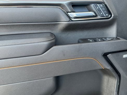 Certified 2025 GMC Sierra 2500 AT4 AWD/4WD image 11