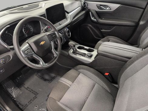 Used 2024 Chevrolet Blazer LT w/ Convenience Package AWD/4WD image 9