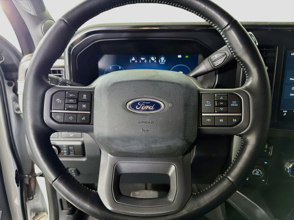 Used 2023 Ford F250 Lariat w/ Lariat Ultimate Package AWD/4WD image 15